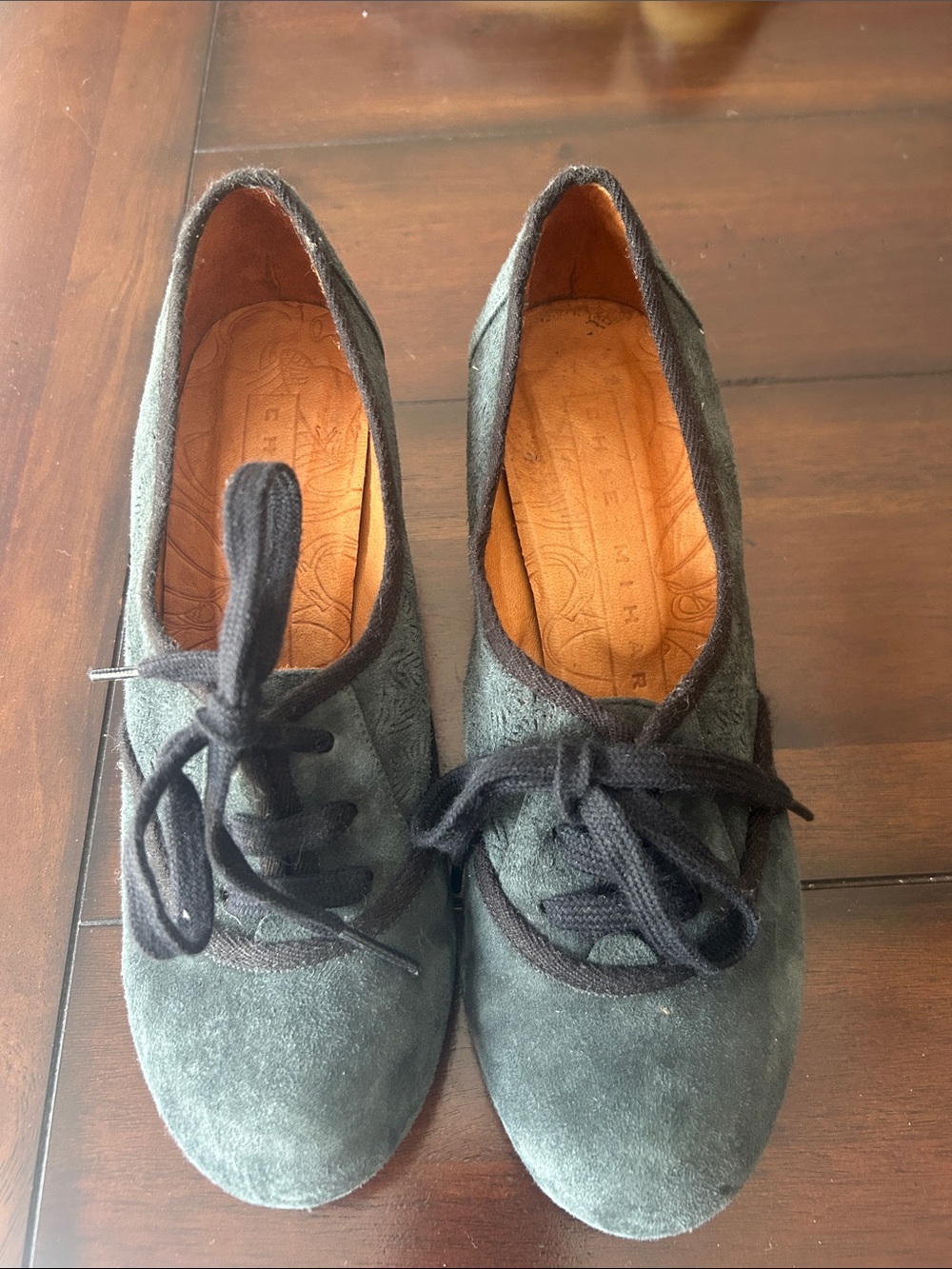 Women’s Lace-Up Suede Oxfords - Dark Blue